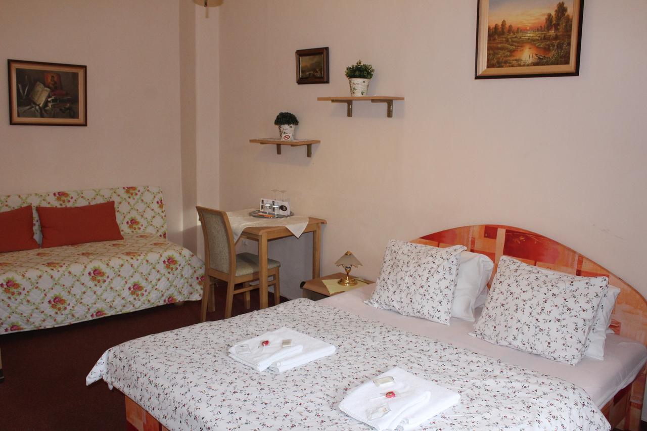 Hotel Excellent กรอมเมียร์ริช ภายนอก รูปภาพ