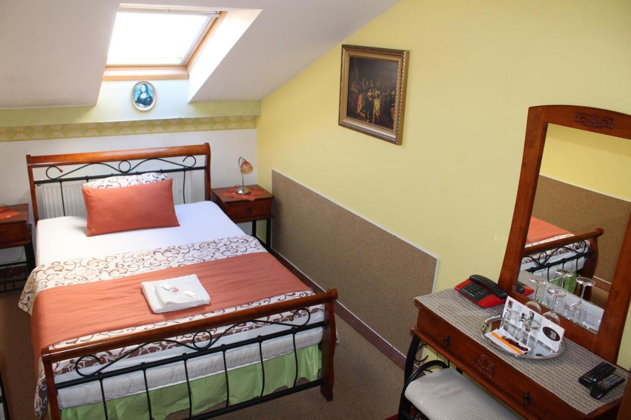Hotel Excellent กรอมเมียร์ริช ภายนอก รูปภาพ