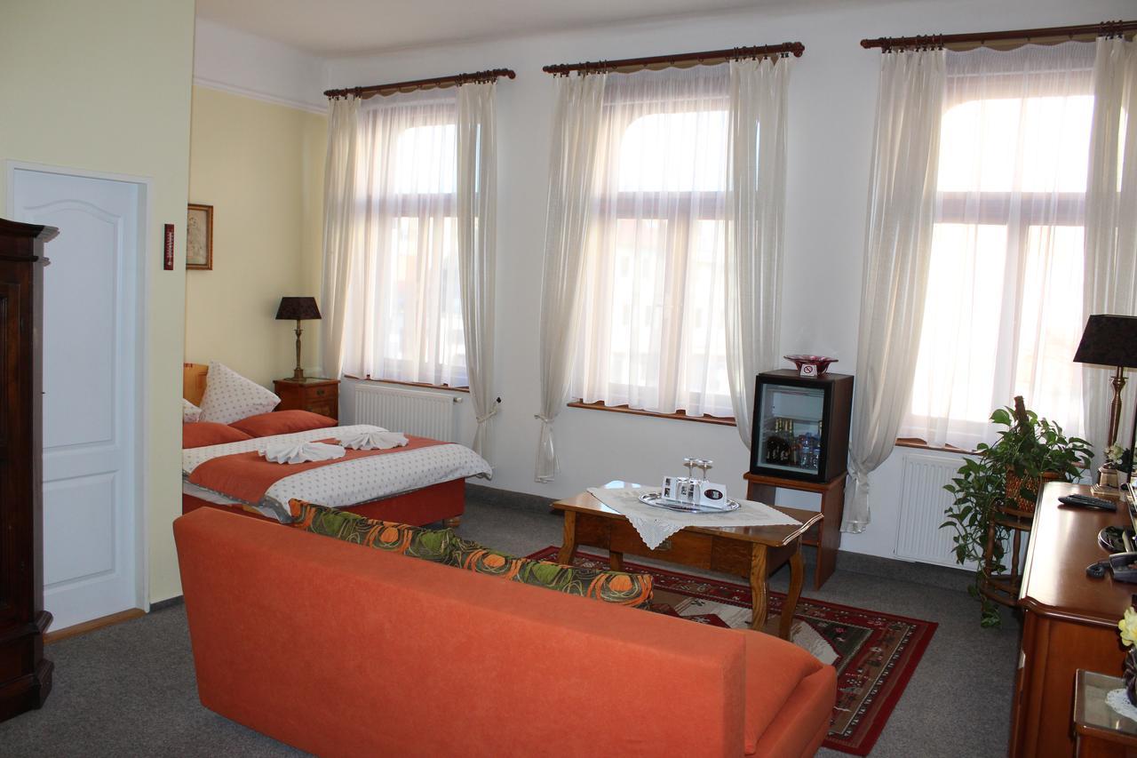 Hotel Excellent กรอมเมียร์ริช ภายนอก รูปภาพ