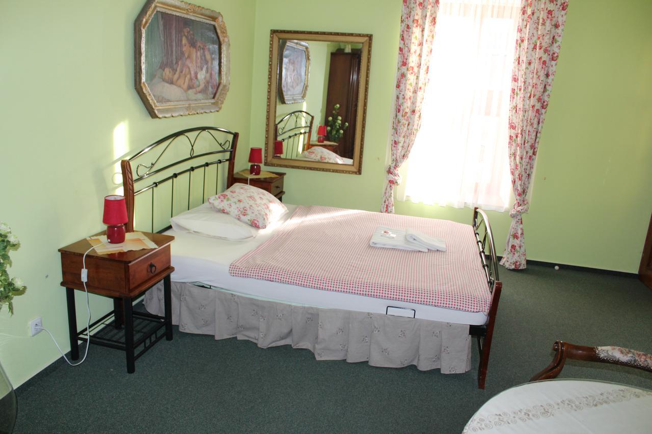 Hotel Excellent กรอมเมียร์ริช ภายนอก รูปภาพ